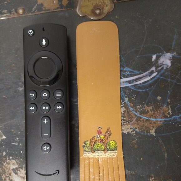 Leather Mountie RCMP book mark made in West Germany - Picture 3 of 13